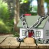 Способы защитить дом от грабителей